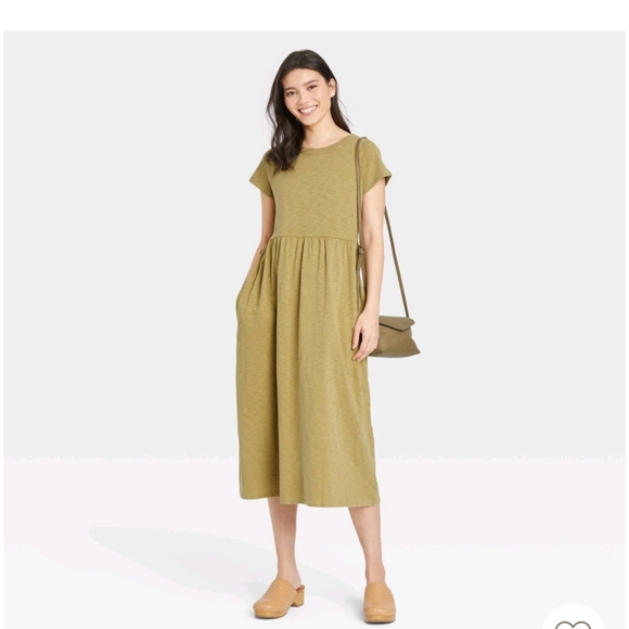 Universal Thread Dresses & Skirts - Universal Thread Woman's Short Sleeve Babydoll T-shirt Dress